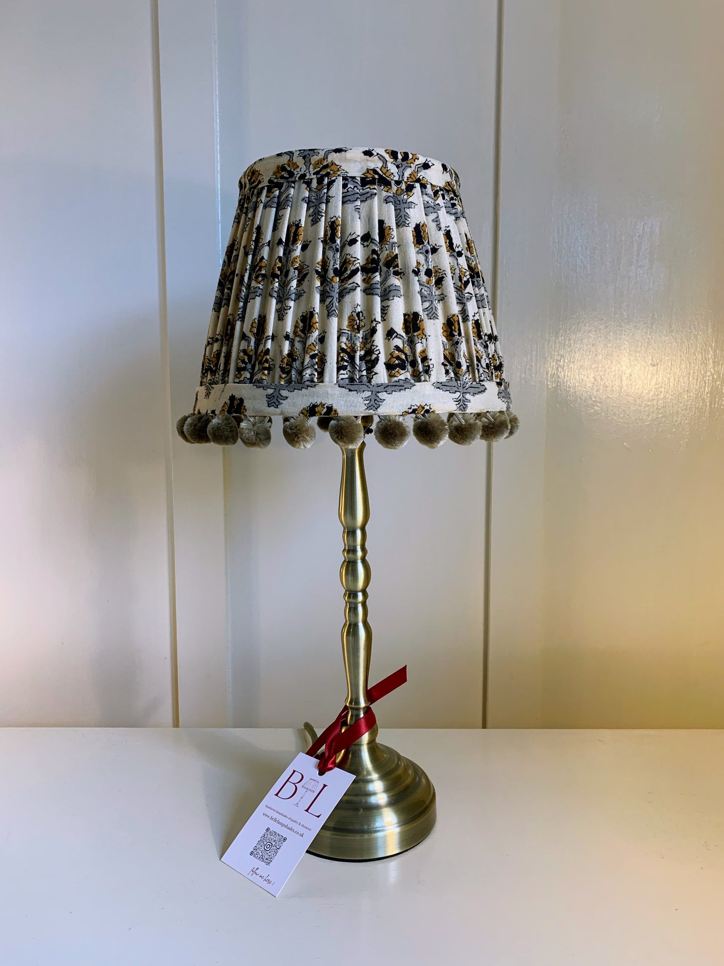 Honey Tree Pom Pom